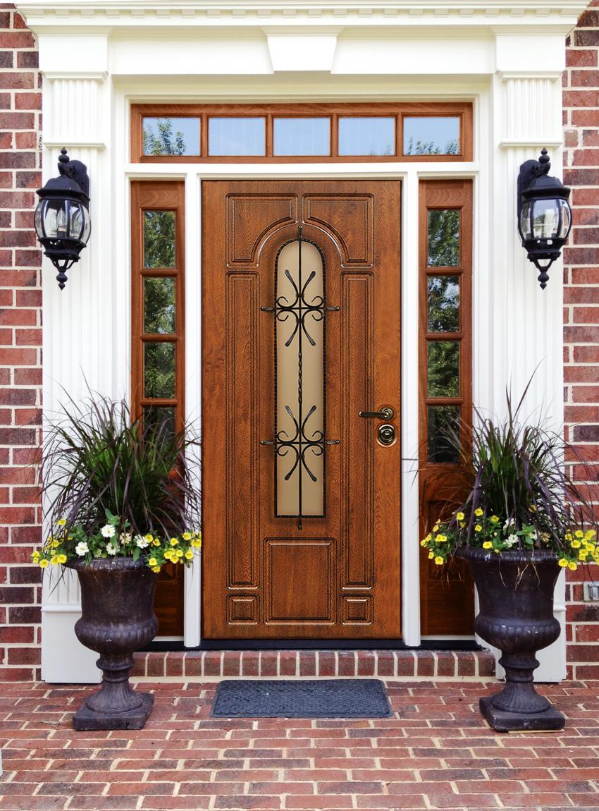 Advantages of glazed entry doors