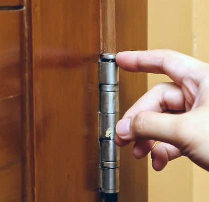 Entry door problems how to troubleshoot & fix